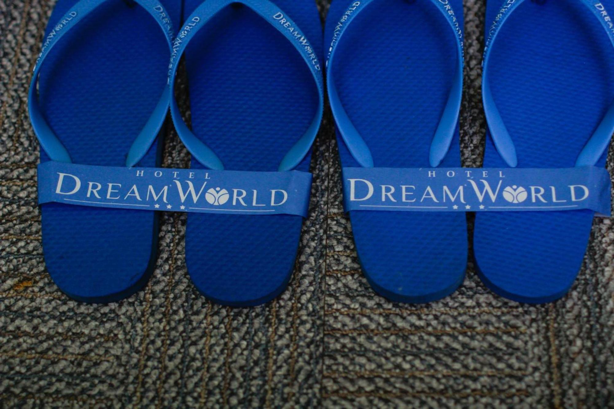 Hotel Dreamworld Araneta Cubao Eksteriør billede