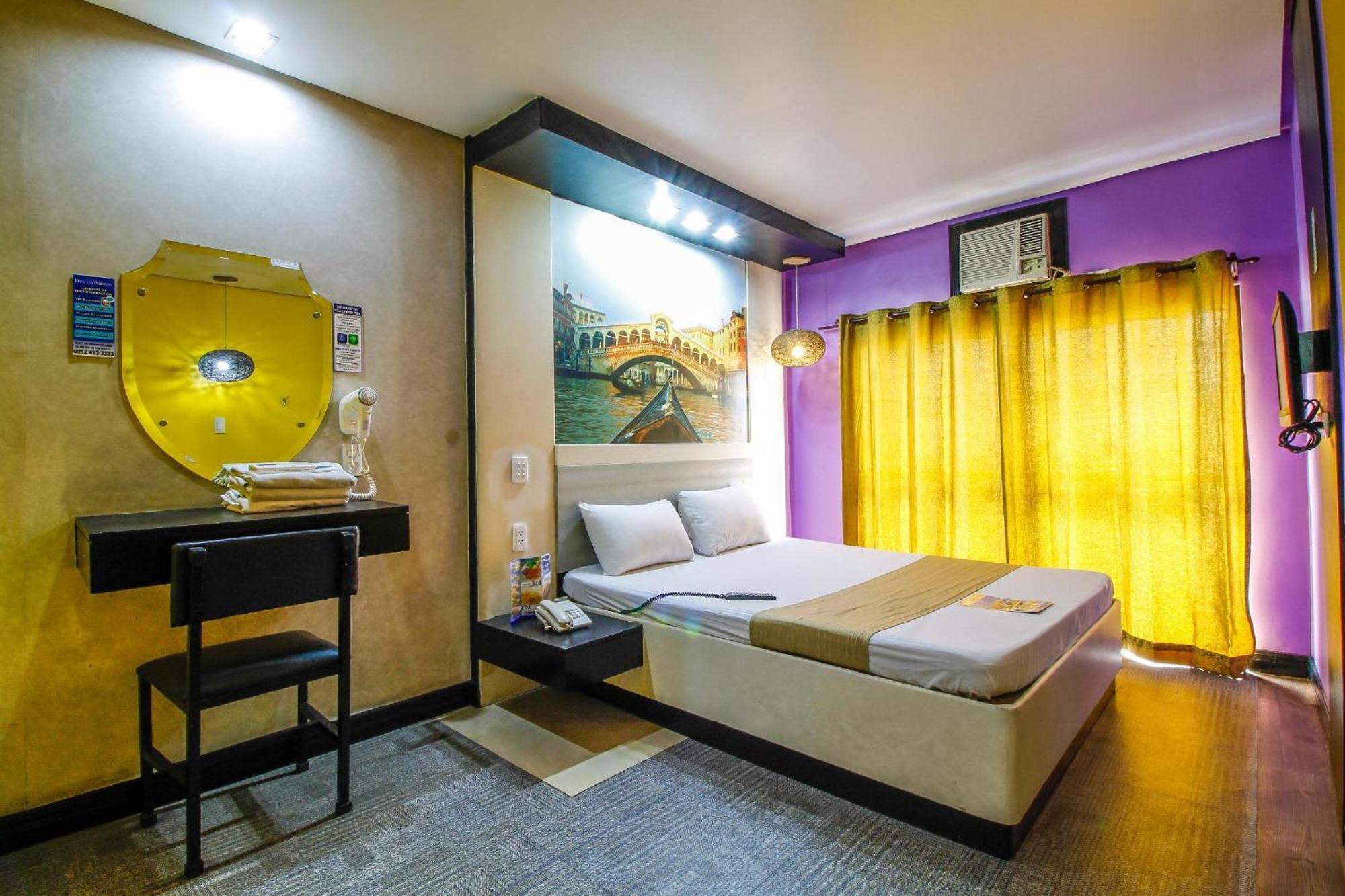 Hotel Dreamworld Araneta Cubao Eksteriør billede