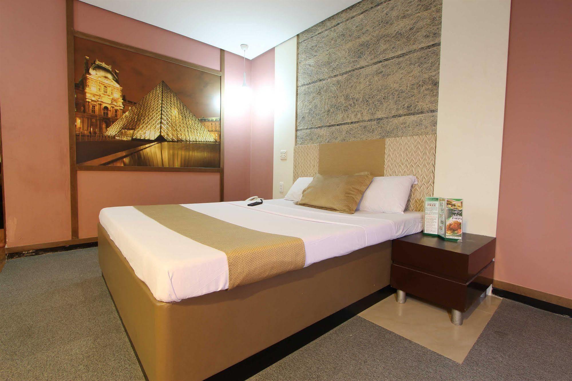 Hotel Dreamworld Araneta Cubao Eksteriør billede