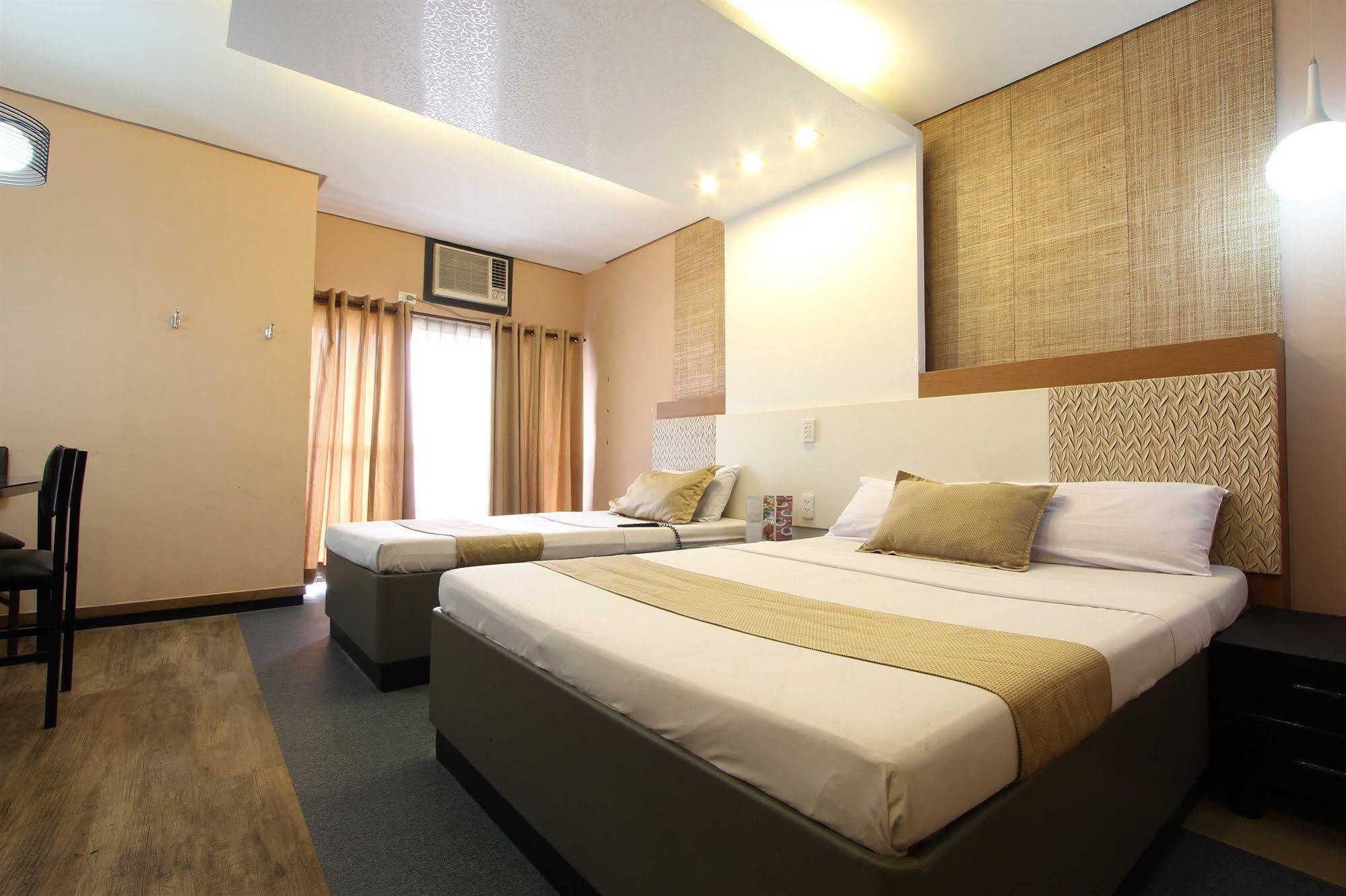 Hotel Dreamworld Araneta Cubao Eksteriør billede